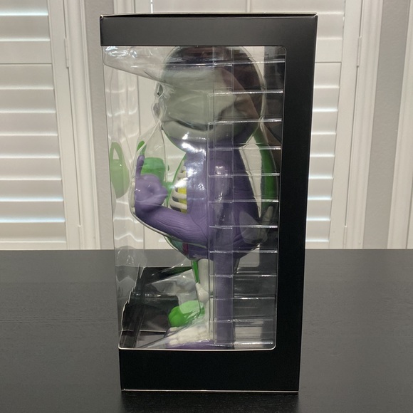 Rip N Dip R Nerm Æ-09 Vinyl Figure - Neon Green Anatomy Limited Edition Figure - Picture 14 of 16